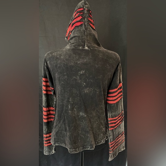 Handmade hoodie red/black from Nepal. S/M - Picture 2 of 3